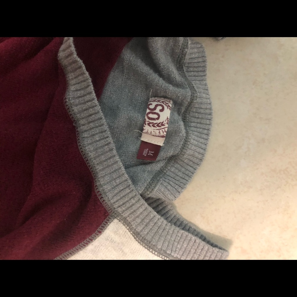 Sweater - Picture 2 of 2